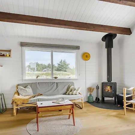 2 Bedroom Lovely In Feriehus *